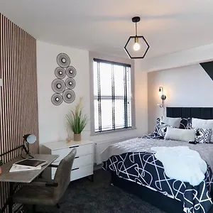  Guest house Sophisticated Silcoates United Kingdom
