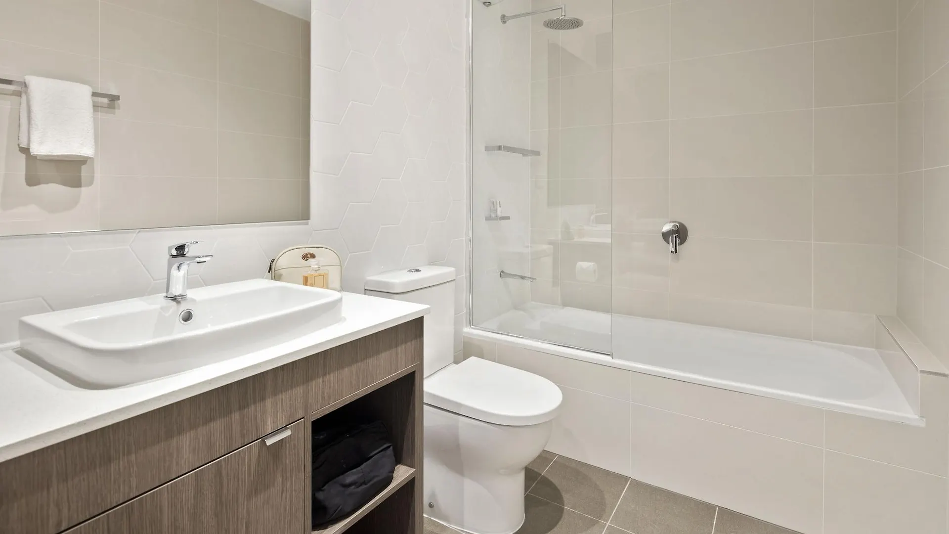 Quest Eight Mile Plains Aparthotel Brisbane 4*,  Australia