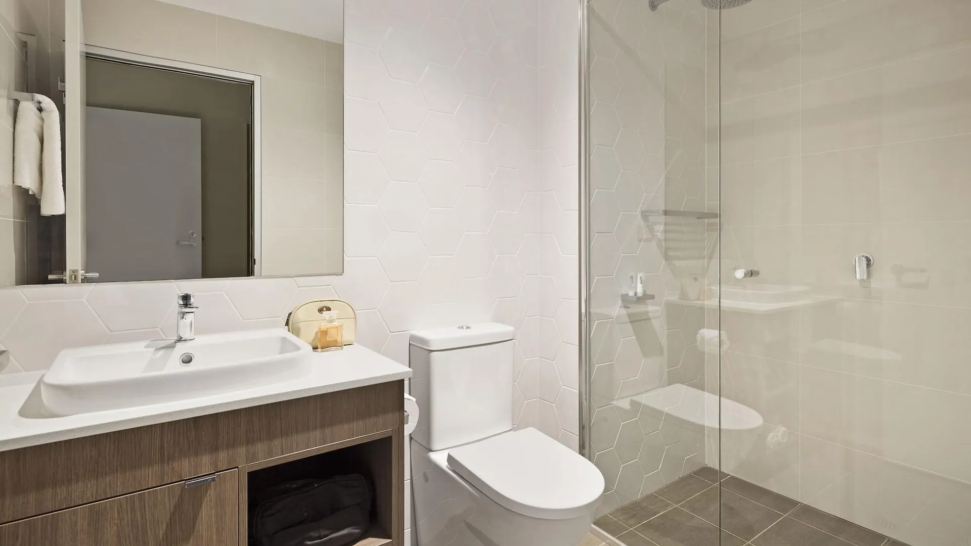 Quest Eight Mile Plains Aparthotel Brisbane